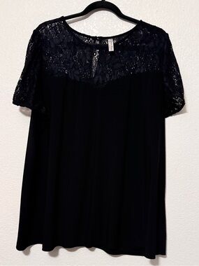 Per Seption Women’s -  Women's Black Lace Yoke Short Sleeve Blouse 0015